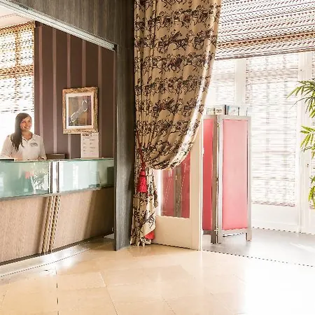 Lägenhetshotell Pierre & Le Castel Normand Deauville