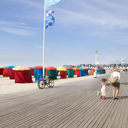 Pierre & Le Castel Normand Deauville